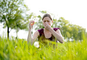 An expert has weighed in on the differences between hay fever and Covid-19.