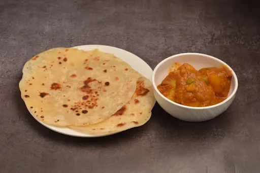 4 Paratha With Aloo Dum And Salad