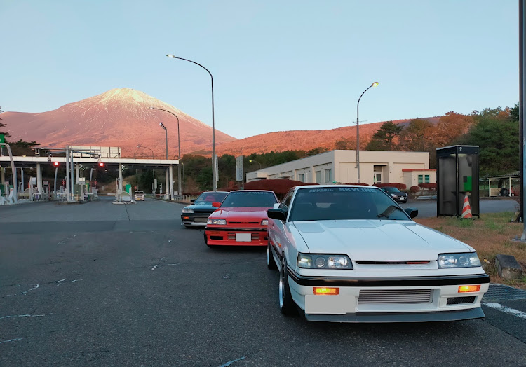 スカイラインのスカイライン・R31・ハチマルミーティング・富士スピードウェイ・大人の遠足に関するカスタム事例の投稿画像10枚目