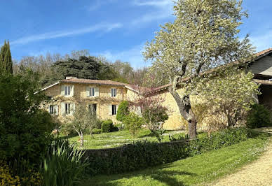 Corps de ferme avec piscine 4