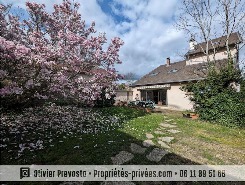 Vente maison 8 pièces 180.5 m² à Verrieres-le-buisson (91370), 749 000 €