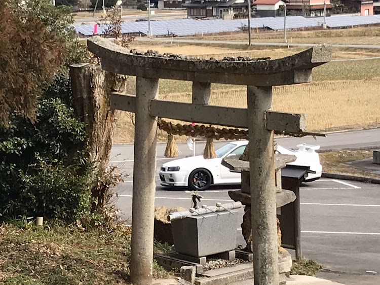 スカイライン GT-RのBNR34・ドライブ・赤猪岩神社・毎日がラストランに関するカスタム事例の投稿画像3枚目