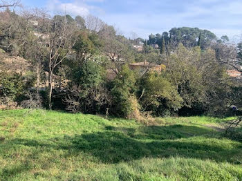 terrain à batir à Mougins (06)