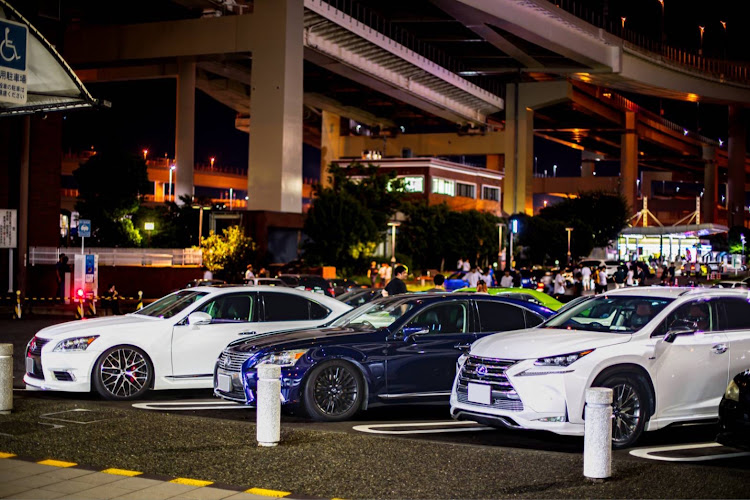 LSのroy_cars_Instagram・LS・ドライブ・大黒埠頭・9月もよろしくお願いします。に関するカスタム事例の投稿画像2枚目