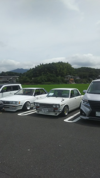 ブルーバードの第2回福岡ミーティング・ドライブ・大任道の駅に関するカスタム事例の投稿画像1枚目