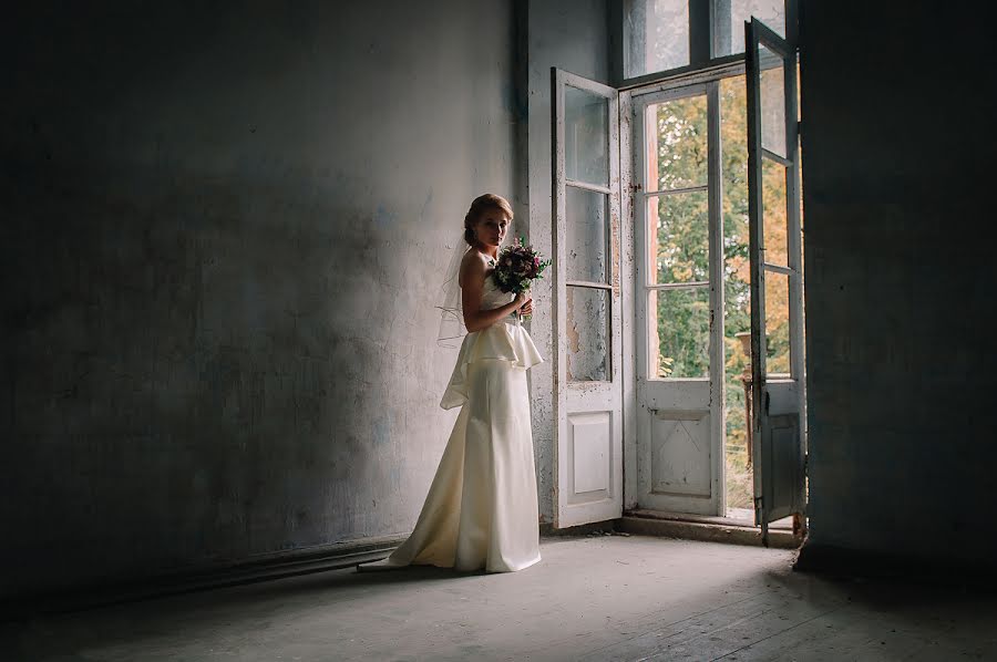 Wedding photographer Dmitriy Gagarin (dimagag). Photo of 15 November 2019