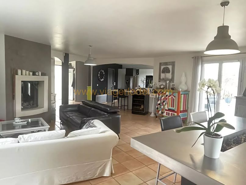 Vente viager 4 pièces 130 m² à Soleymieu (38460), 135 000 €