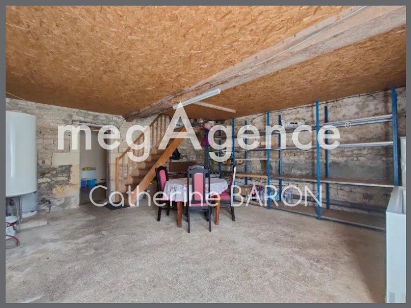 Vente maison 13 pièces 399 m² à Thors (17160), 212 700 €