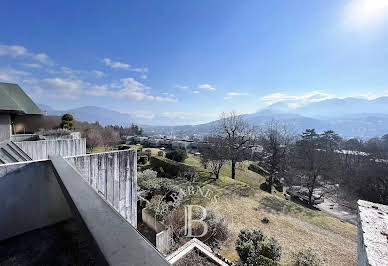 Apartment with terrace 12