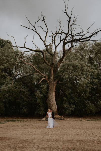 Svadobný fotograf Kamil Przybył (kamilprzybyl). Fotografia publikovaná 16. septembra 2019