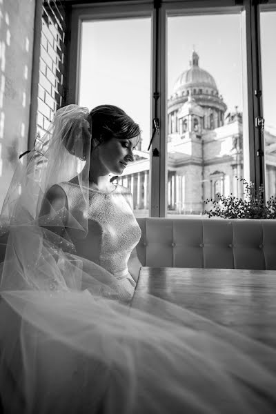 Photographe de mariage Masher Gribanova (masherwed). Photo du 28 mars 2016