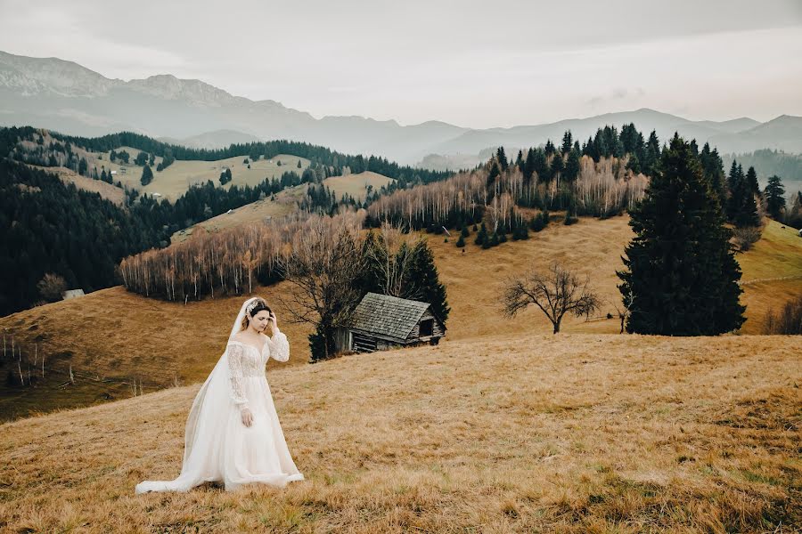 Pulmafotograaf Rolea Bogdan (roleabogdan). Foto tehtud 6 detsember 2022