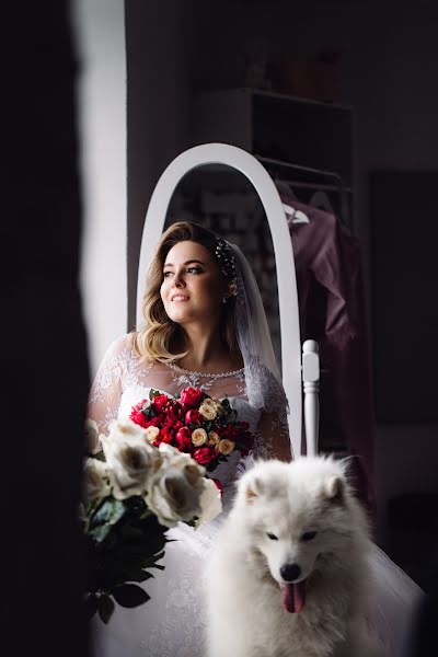 Fotografo di matrimoni Evgeniy Konstantinopolskiy (photobiser). Foto del 4 aprile 2019