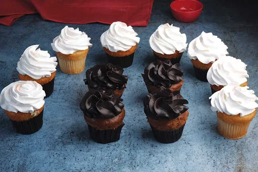 Offer - Buy 8 - Get 4 Free Assortment Cupcakes