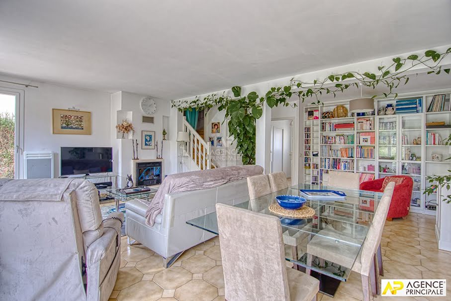 Vente maison 9 pièces 142.51 m² à Saint-Germain-en-Laye (78100), 1 100 000 €