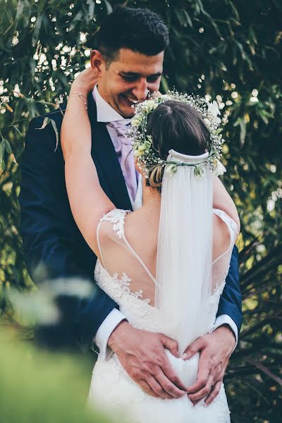 Fotógrafo de bodas Sky Alexander (skyalexanderph). Foto del 2 de julio 2019