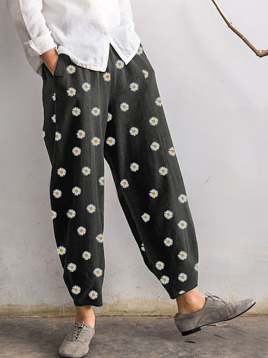 Title 1, Womens Daisy Print Pants, comfortable and styl...