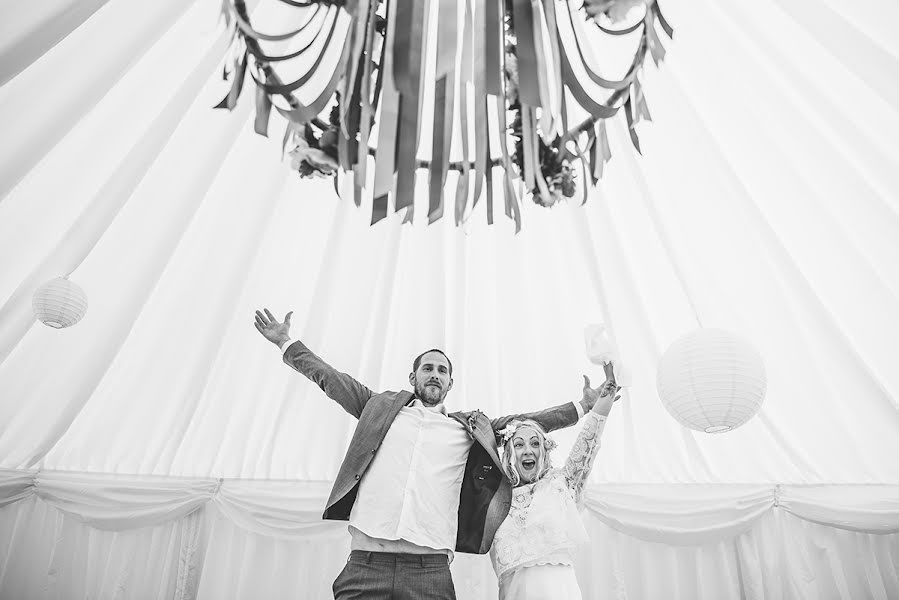 Fotografer pernikahan Barney Walters (barneywalters). Foto tanggal 6 Agustus 2015