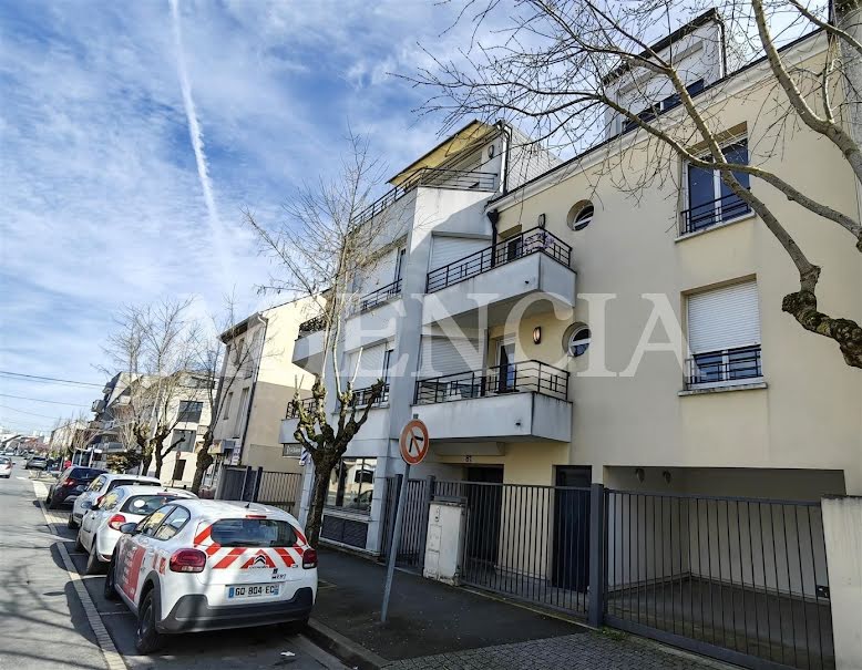 Vente appartement 3 pièces 54 m² à Pontault-Combault (77340), 212 765 €