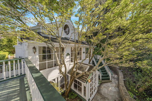Property with garden 2