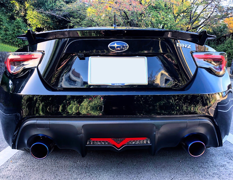 BRZのテールランプ交換・VALENTI・DIYに関するカスタム事例の投稿画像1枚目