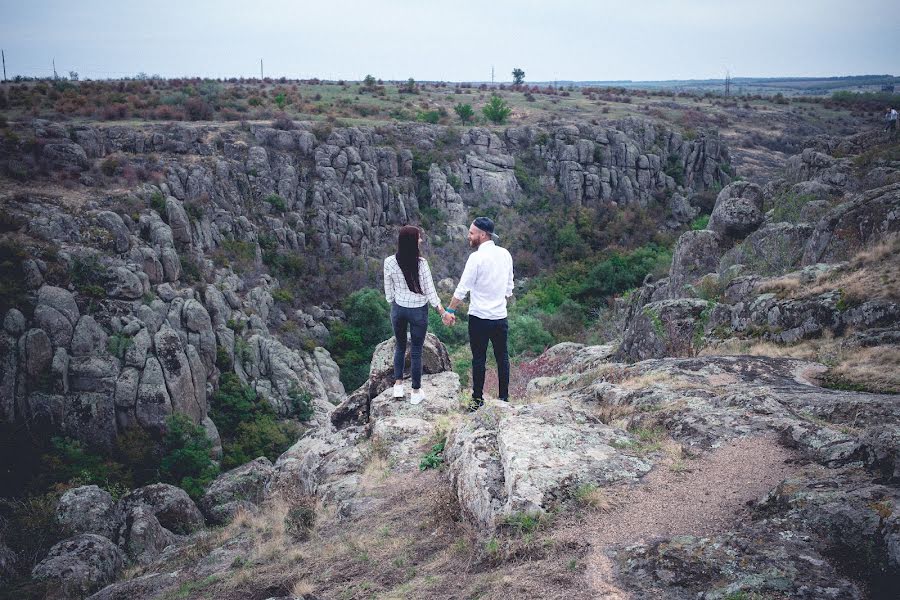 Fotografo di matrimoni Artem Denisevich (woolderen). Foto del 5 novembre 2018