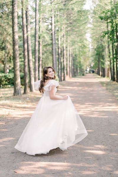 Wedding photographer Nastya Nuzhnaya (nnuzhnaya). Photo of 31 March 2022