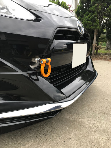 アクア のdiy 牽引フック取り付け ライセンスランプ交換に関するカスタム メンテナンスの投稿画像 車のカスタム情報はcartune