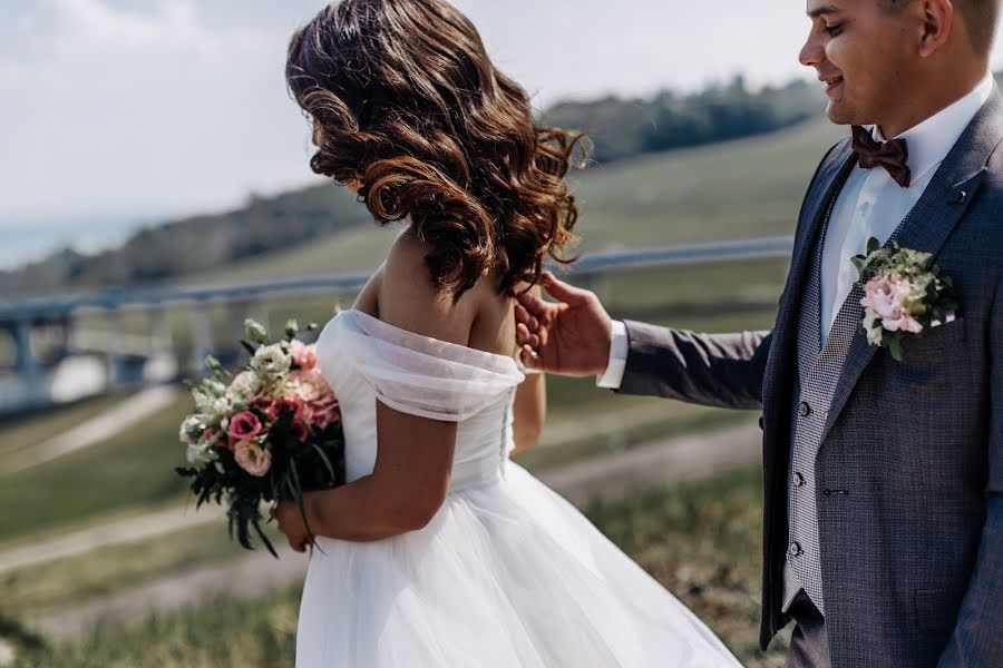 Fotógrafo de bodas Anna Botova (arcobaleno). Foto del 1 de agosto 2019