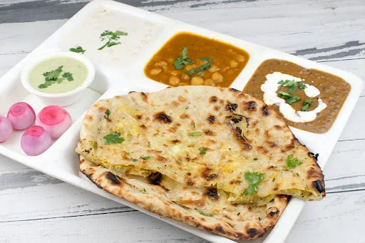 Paneer Choor Choor Naan Thali