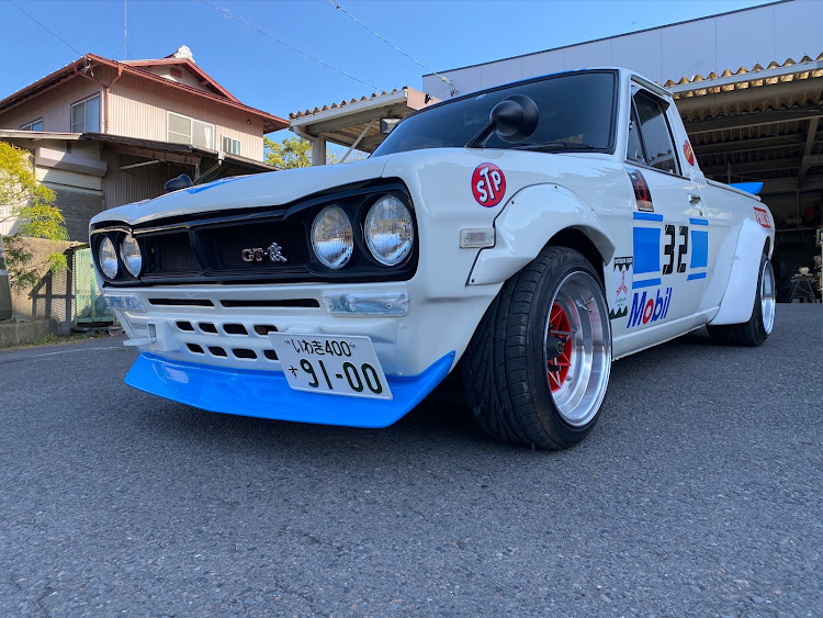 フーガの愛車の好きな角度・ハコトラ・ダットサン510に関するカスタム事例の投稿画像2枚目