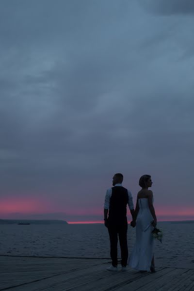 結婚式の写真家Marina Plyukhina (marinaplux)。2022 9月28日の写真