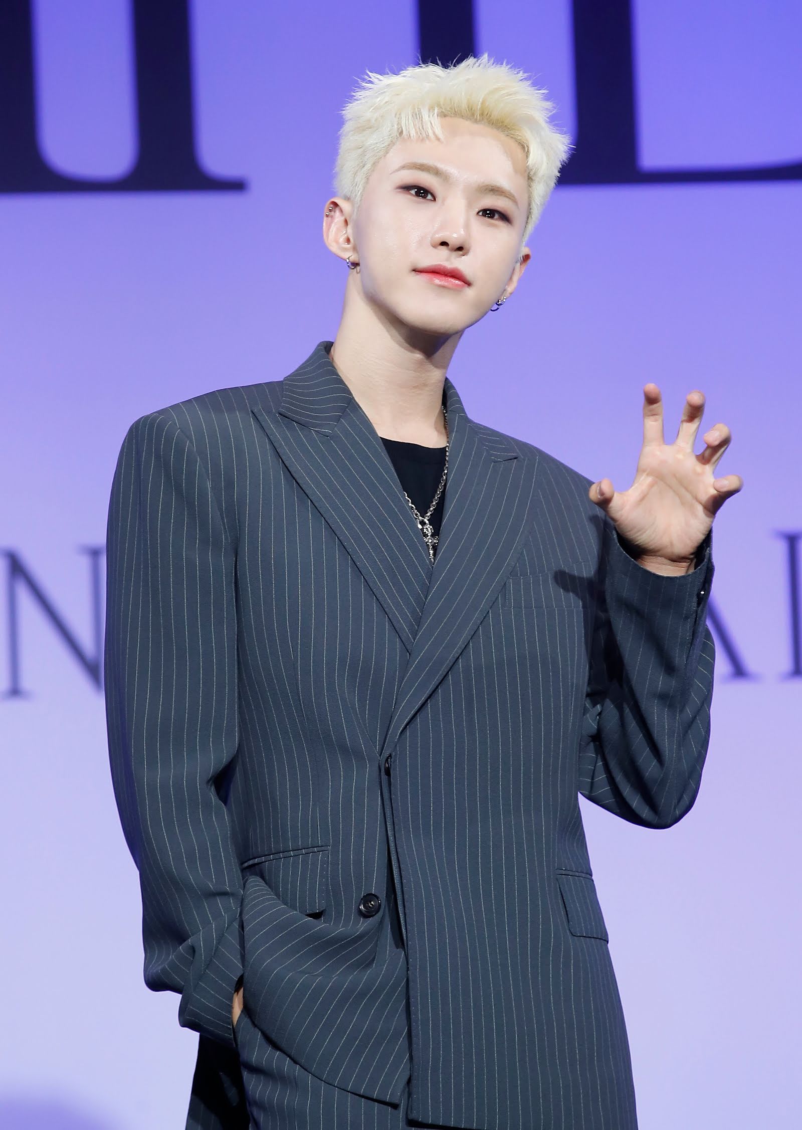 220527-SEVENTEEN-Hoshi-Face-the-Sun-Global-Press-Conference-documents-1