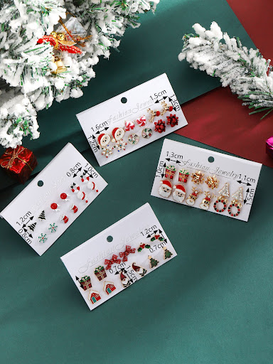 Title 4, Christmas Tree Ornaments Gift Cartoon Combinati...