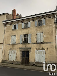 maison à Bourg-Lastic (63)