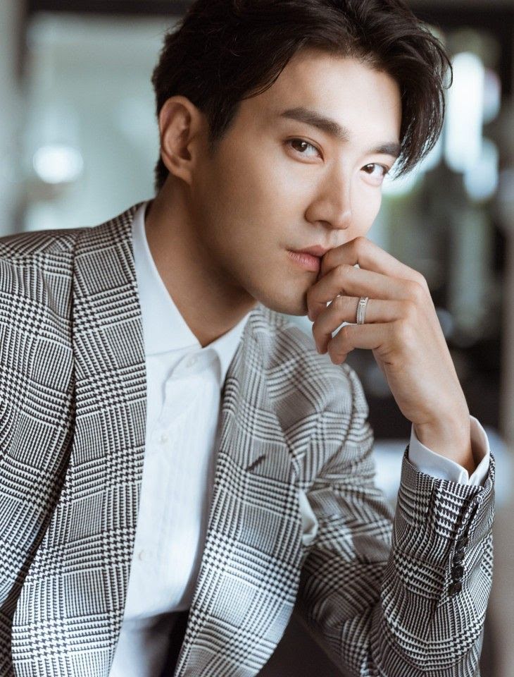 6. @siwonchoi (Super Junior Шивон) .