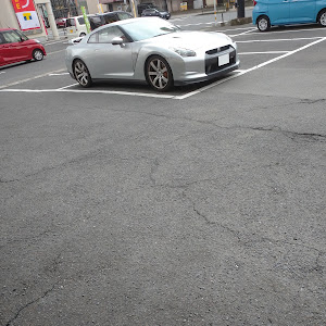 NISSAN GT-R R35