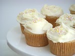 Vegan Creme Brulee Cupcakes was pinched from <a href="http://ivegan.us/vegan-creme-brulee-cupcakes/" target="_blank">ivegan.us.</a>