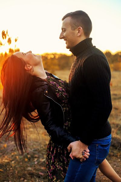 Fotógrafo de casamento Anna Omelchuk (omelaana99). Foto de 22 de janeiro 2019