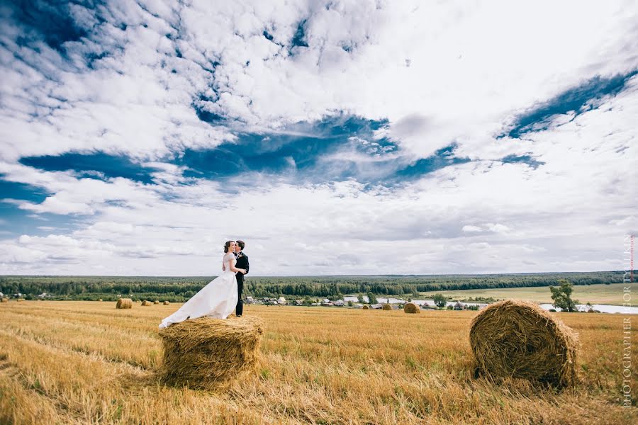 Fotografo di matrimoni Igor Tyulkin (milky). Foto del 8 ottobre 2014