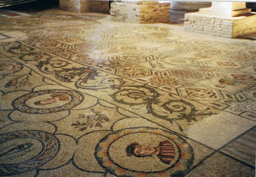 Passeggiando per Aquileia..la basilica di fatamorgana33