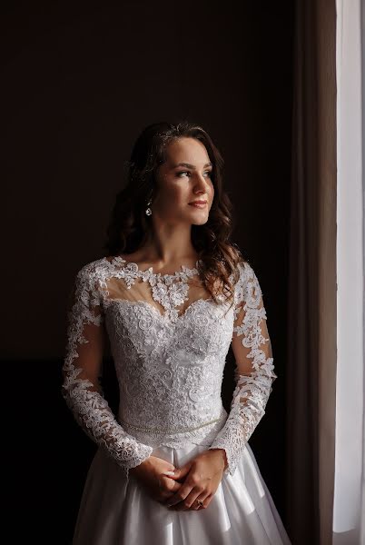 Wedding photographer Darina Zdorenko (gorodinskaj). Photo of 19 November 2021