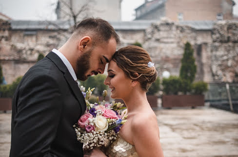 Fotografo di matrimoni Nedžad Spahalić (foto387). Foto del 16 febbraio 2020