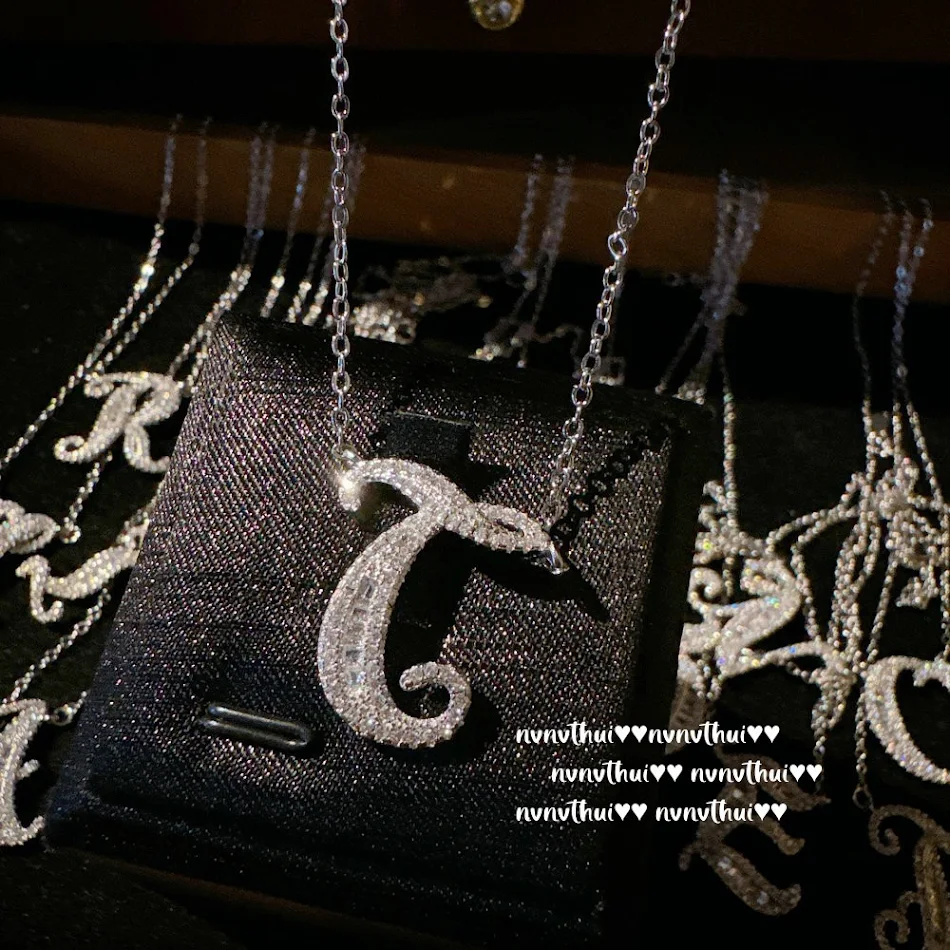 Collier scintillant avec gemmes de sucre en forme de cube, plaqué or 18 carats, 26 lettres, bijou personnalisé.