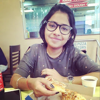 Priyanshi Gupta at Domino's Pizza, Ballabhgarh,  photos