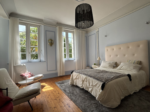 Seaside property with garden 5