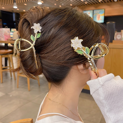 Title 3, Super Fairy High-end Gardenia Flower Clip, an e...