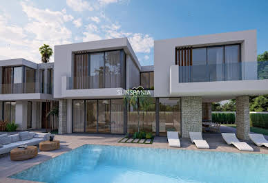 Villa with pool and terrace 4