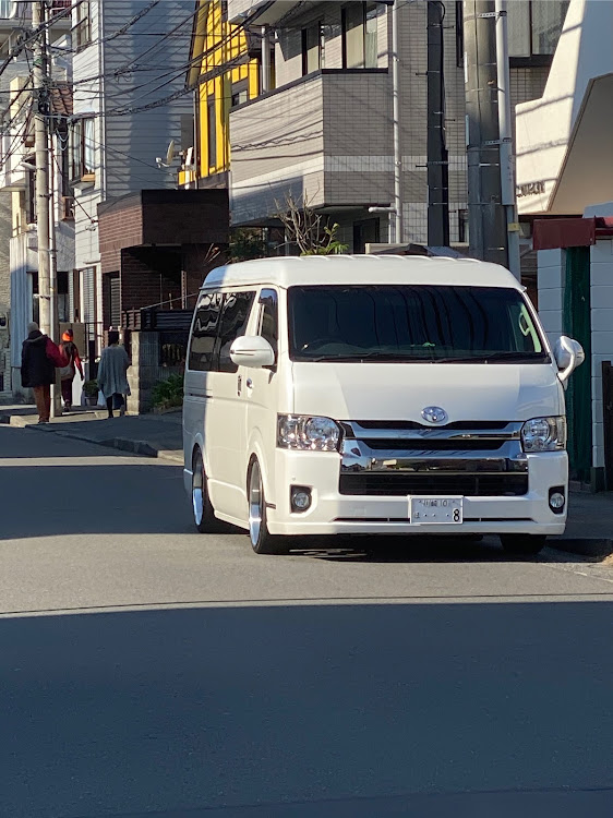 ハイエースバンのスパシャンに関するカスタム事例の投稿画像1枚目