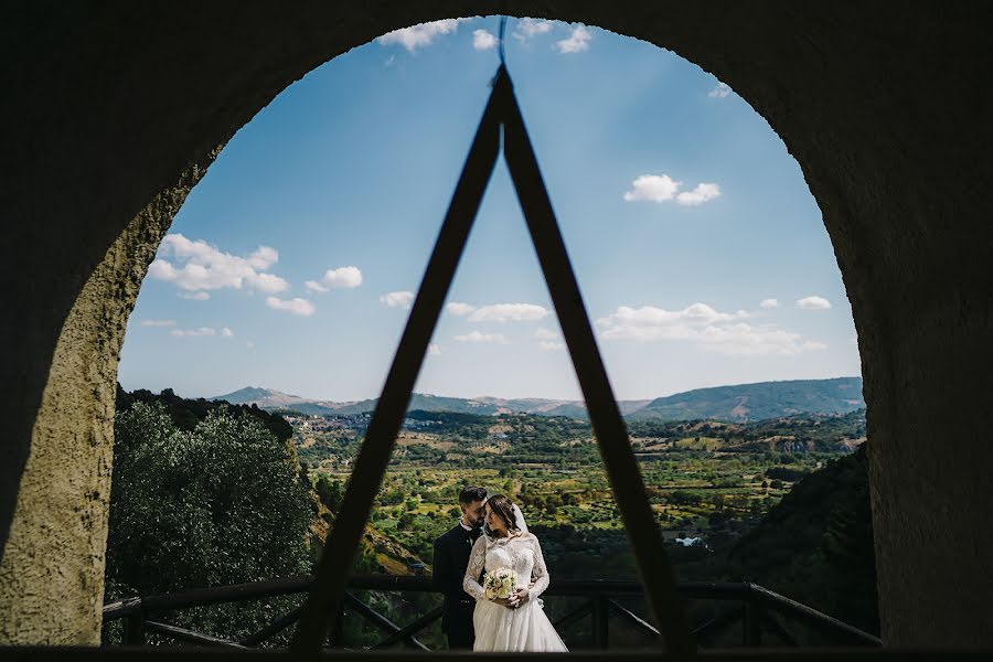 Fotógrafo de casamento Vincenzo Tortorella (tortorella). Foto de 1 de outubro 2023